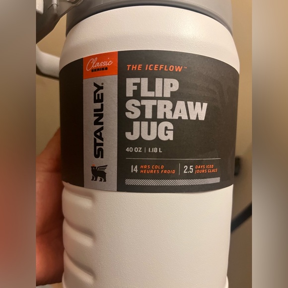 New STANLEY Flip Straw Jug - Picture 3 of 5